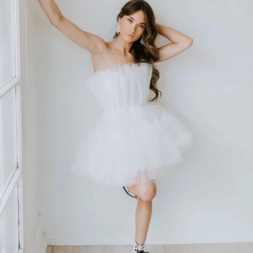 Untamed Petals Mini Tulle Strapless Dress Size Medium